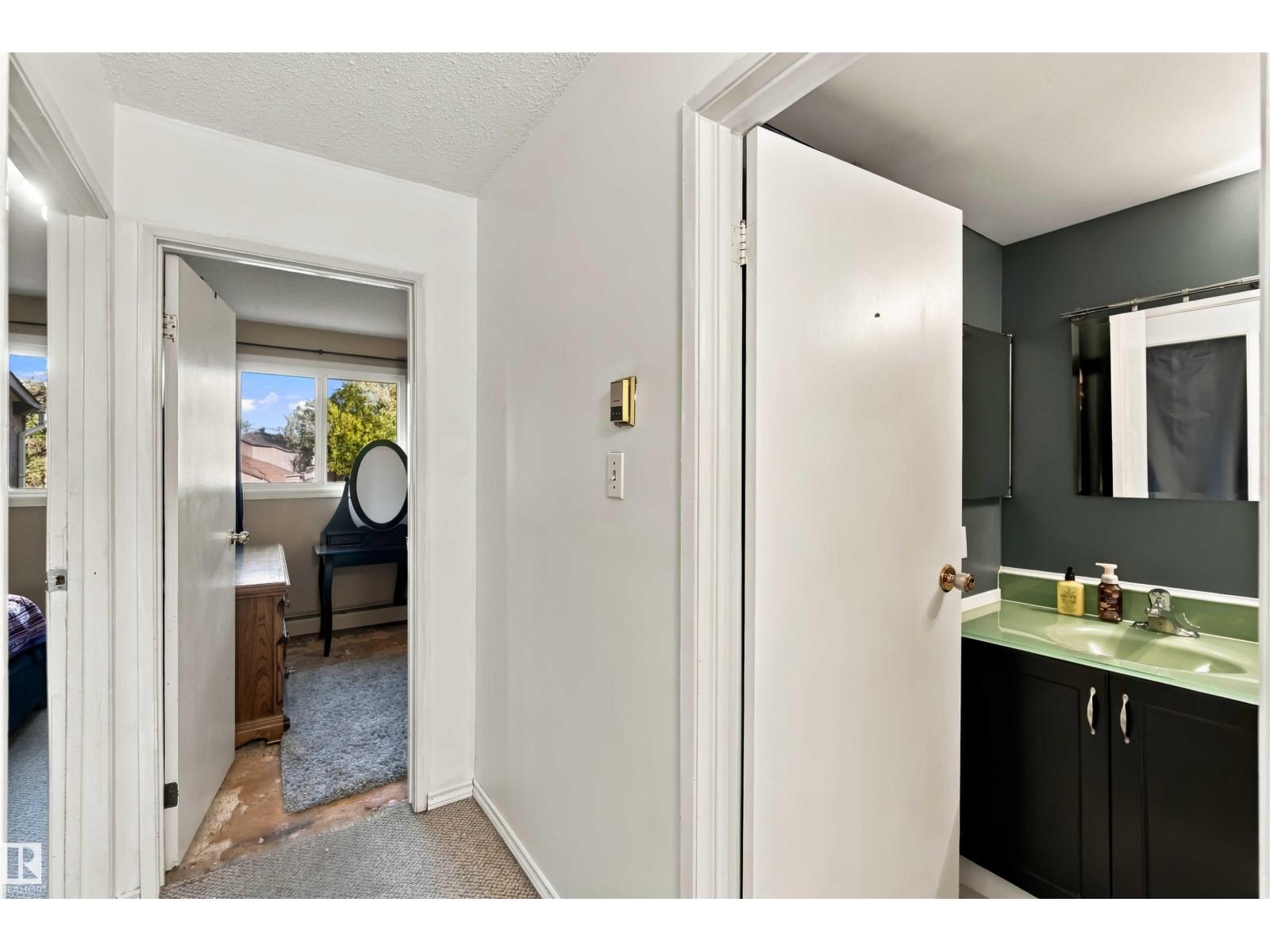 #48 13590 38 ST NW - Image 19