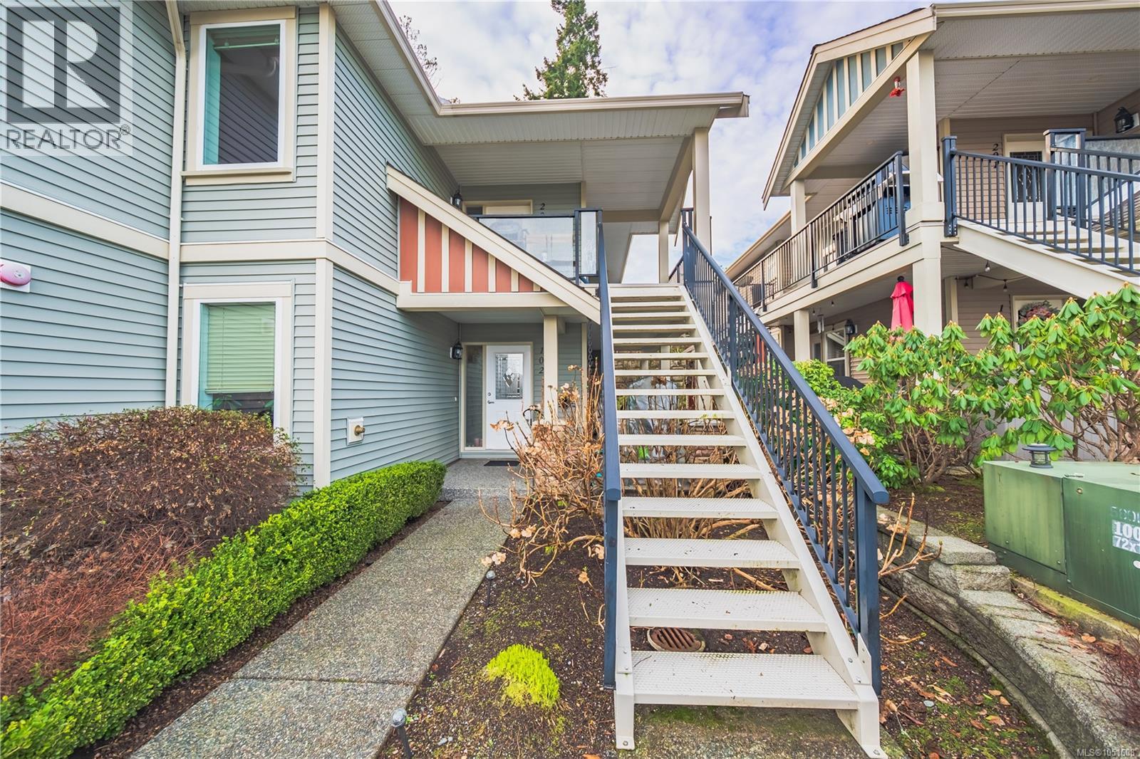 #102 6149 Washington Way - 2