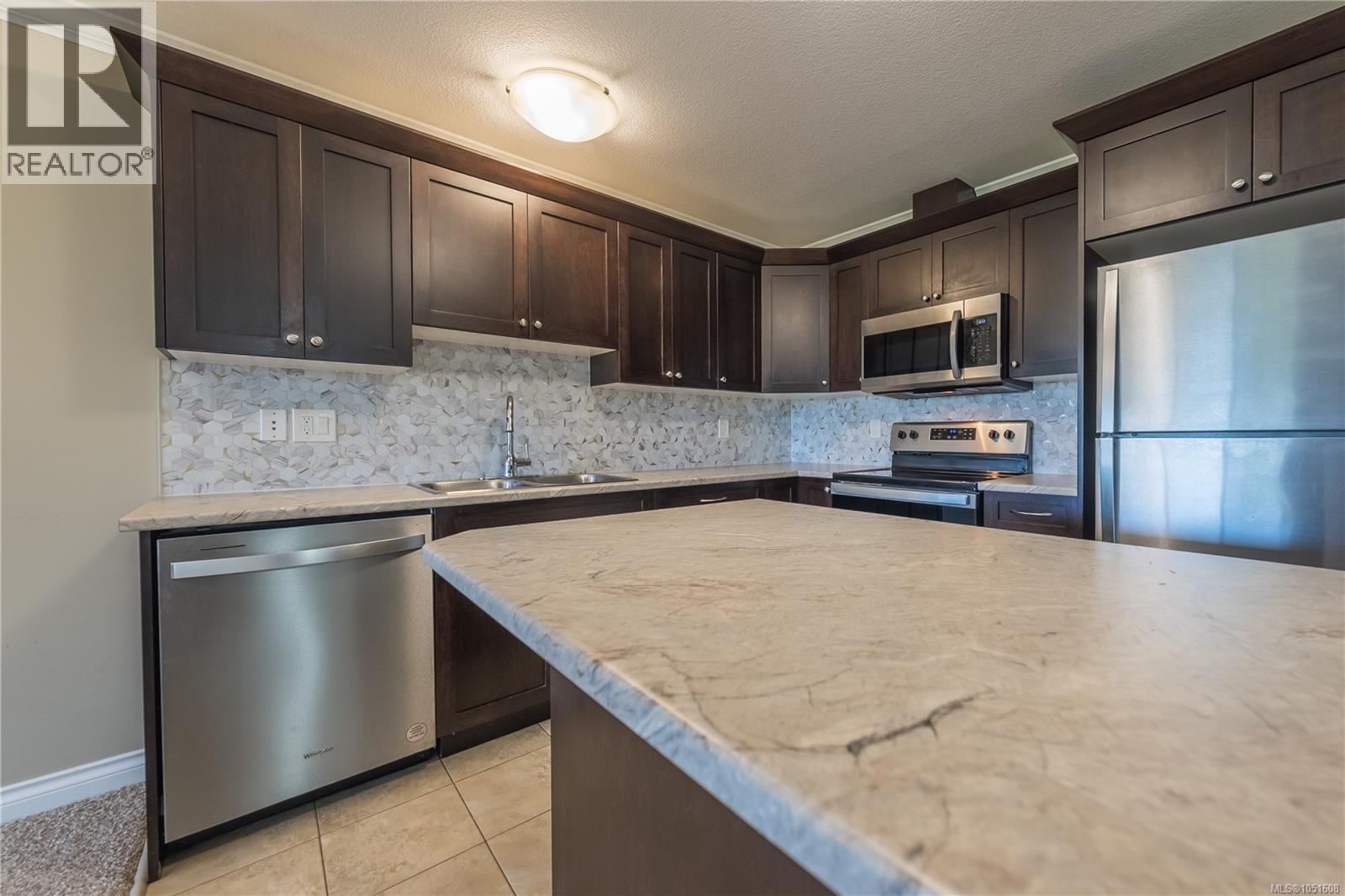 #102 6149 Washington Way - Image 9