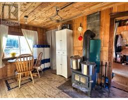 515 Portage Creek Road, Thunder Bay Remote Area, ON P0T1X0 Photo 12