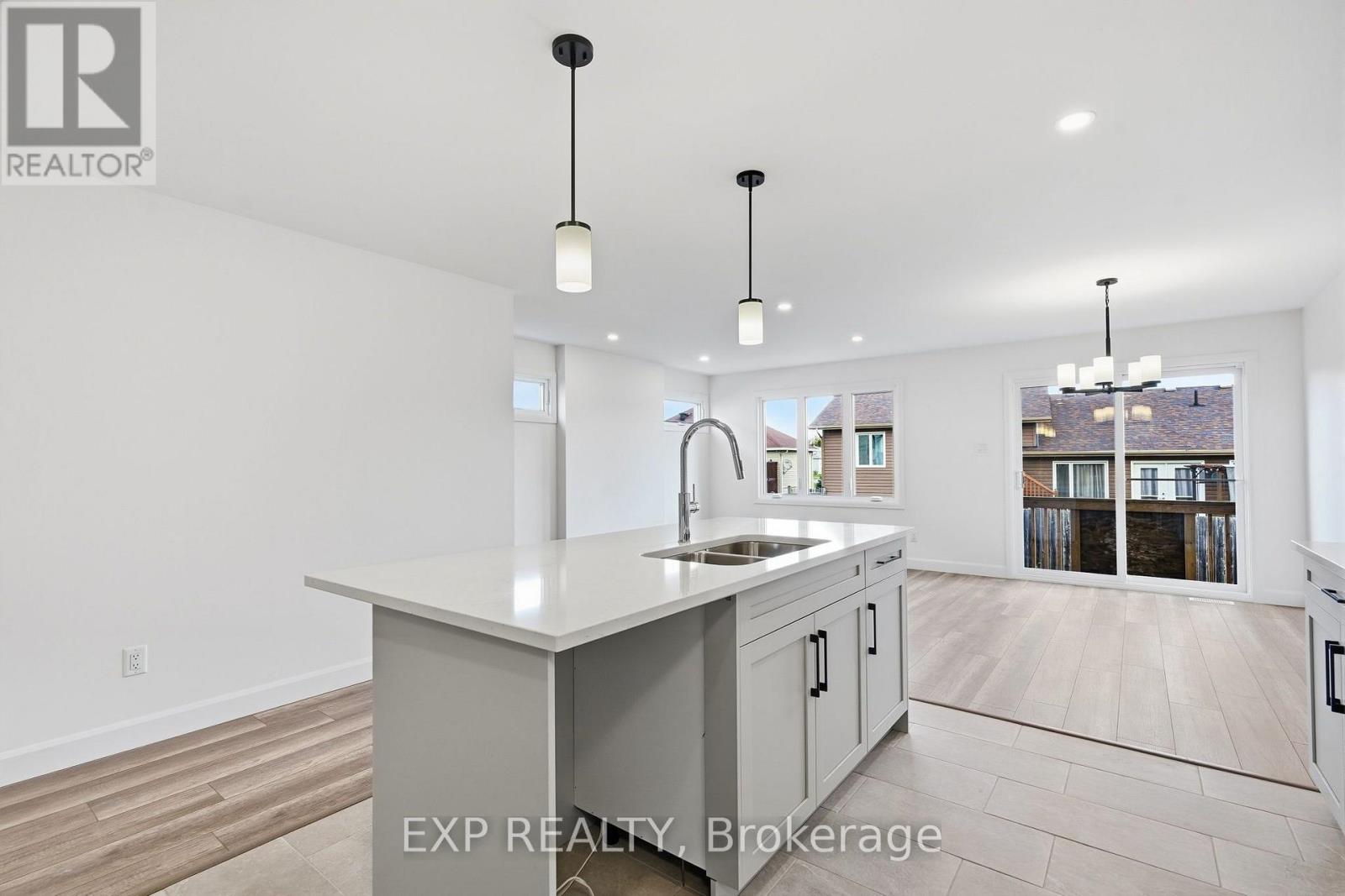 142 ELIZABETH STREET - Image 9