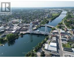 17 Elizabeth Street E, Welland, ON L3C4M2 Photo 35