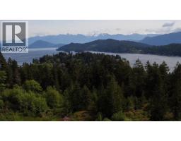 692 Gower Point Road, Gibsons, BC V0V0V0 Photo 18