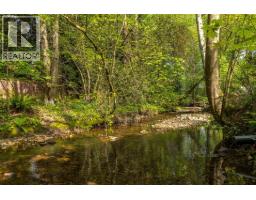 212 3275 Mountain Highway, North Vancouver, BC V7K2H4 Photo 25