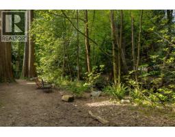 212 3275 Mountain Highway, North Vancouver, BC V7K2H4 Photo 26