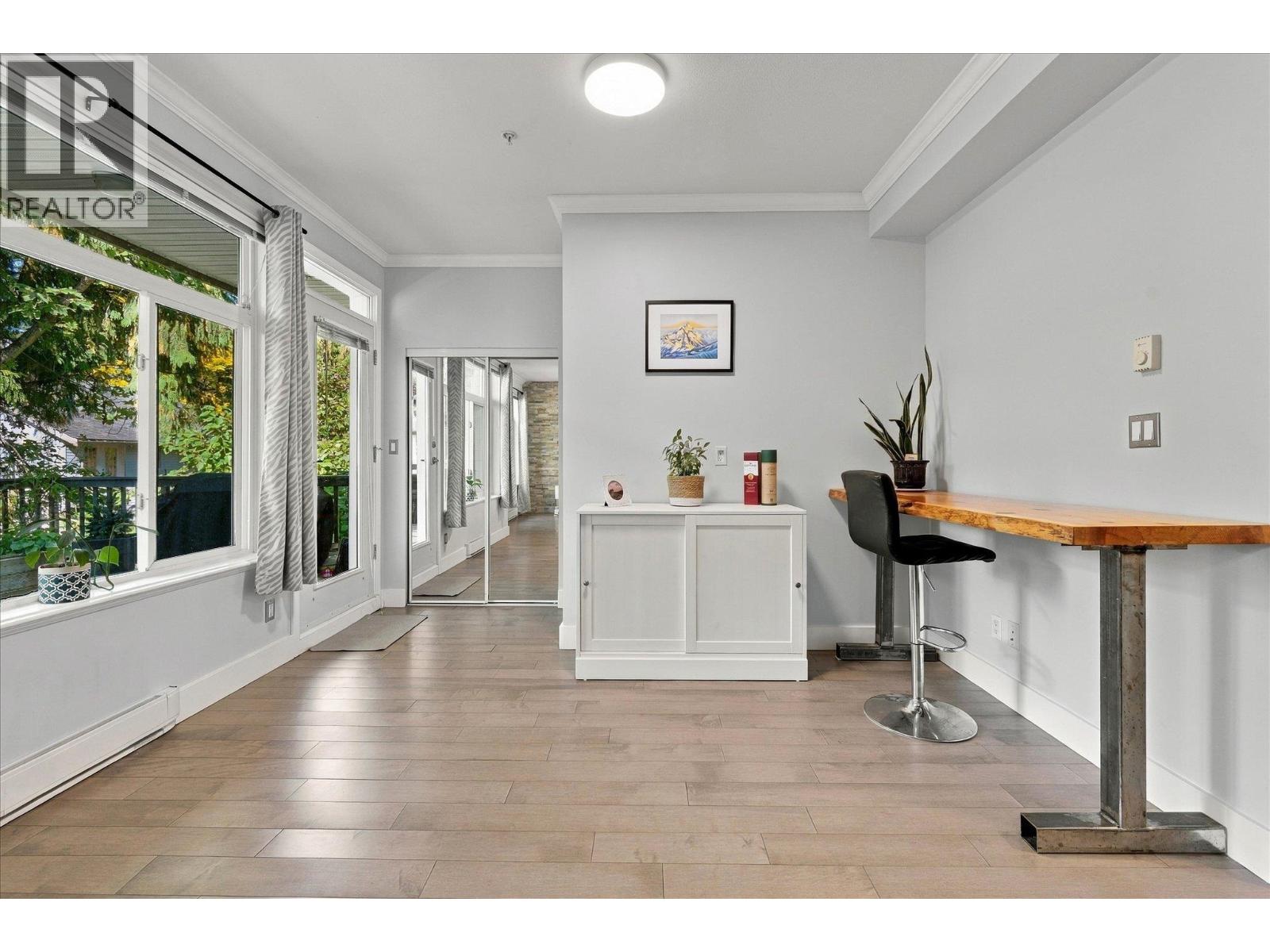 46 40632 GOVERNMENT ROAD, Squamish
