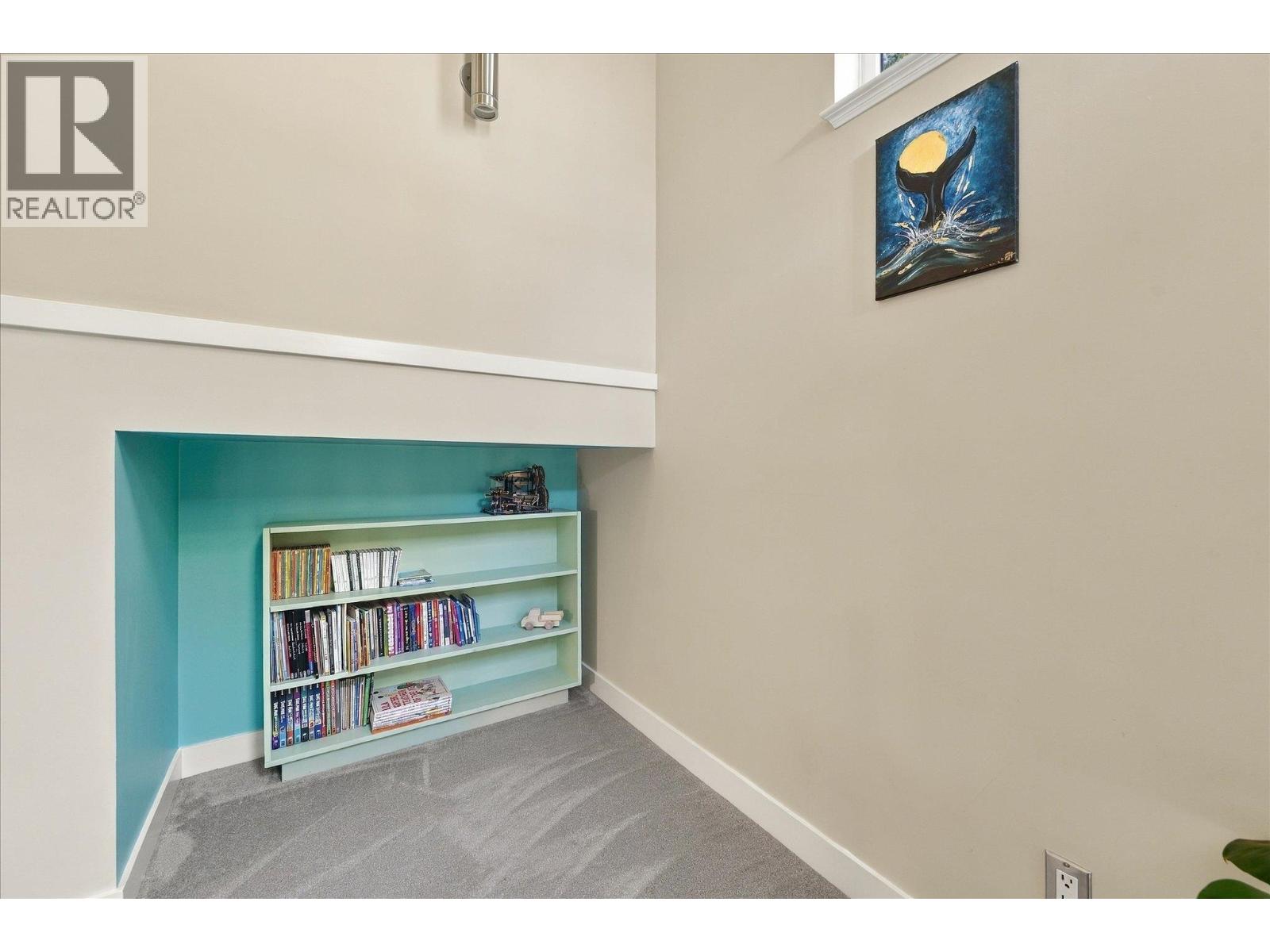 46 40632 GOVERNMENT ROAD, Squamish