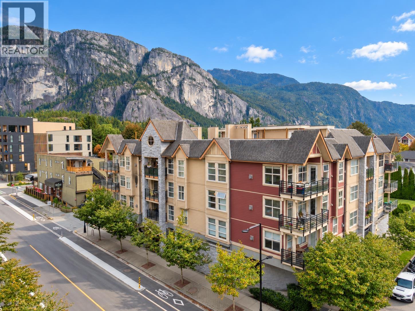 404 1310 VICTORIA STREET, Squamish