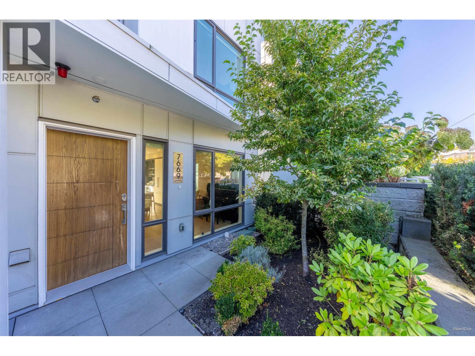 Photo of 7669 GRANVILLE STREET 24