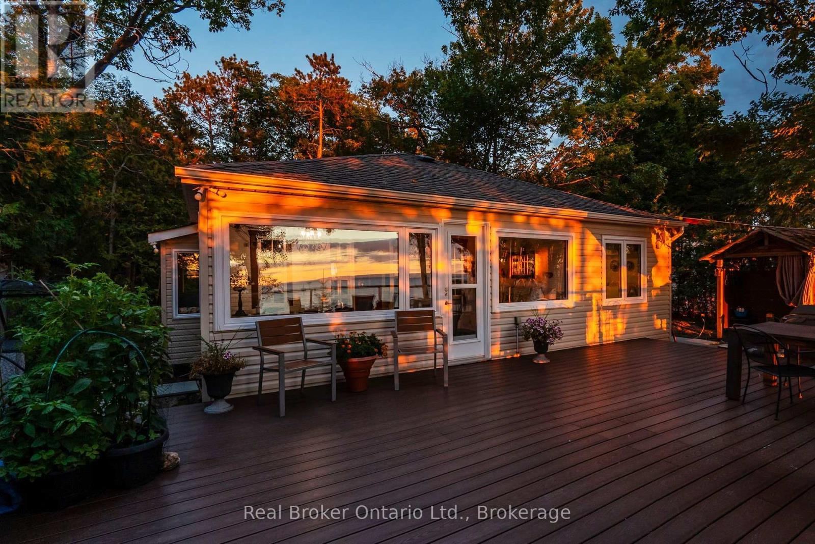 56 BELGROVE CRESCENT - 7