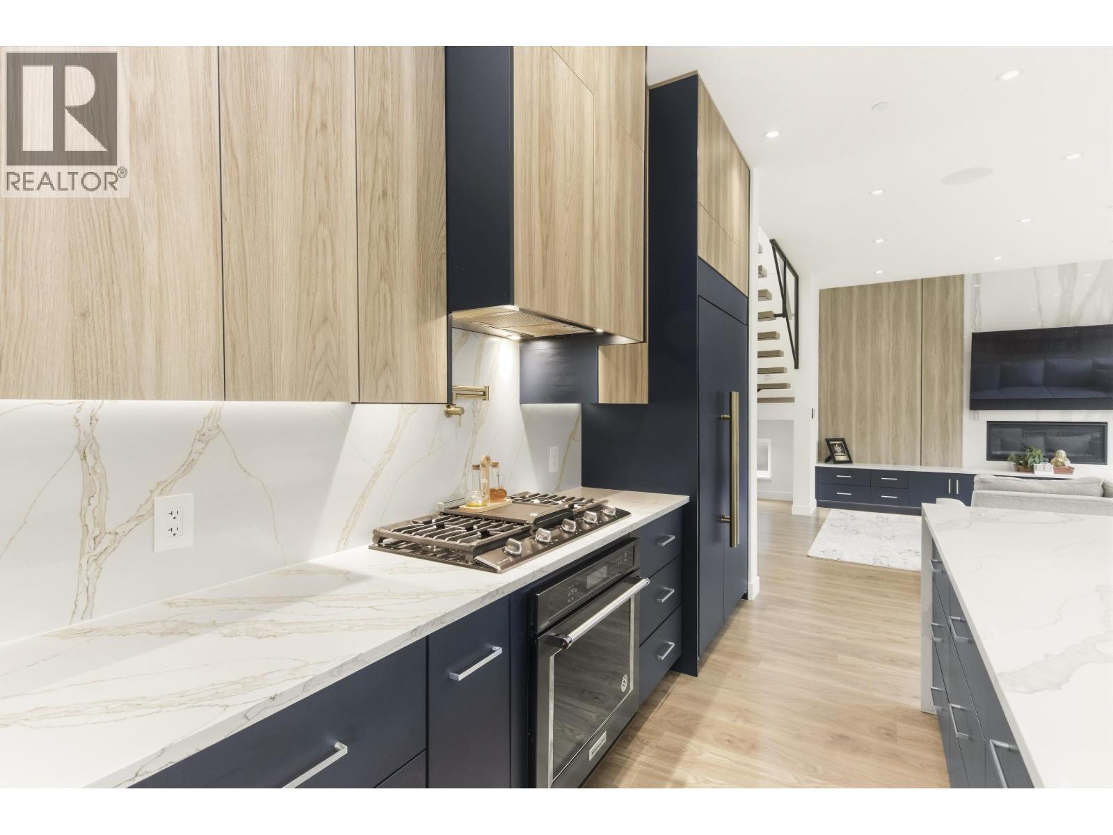 39320 CARDINAL DRIVE, Squamish