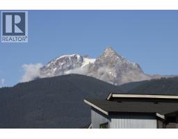 39320 Cardinal Drive, Squamish, BC V8B1A6 Photo 6
