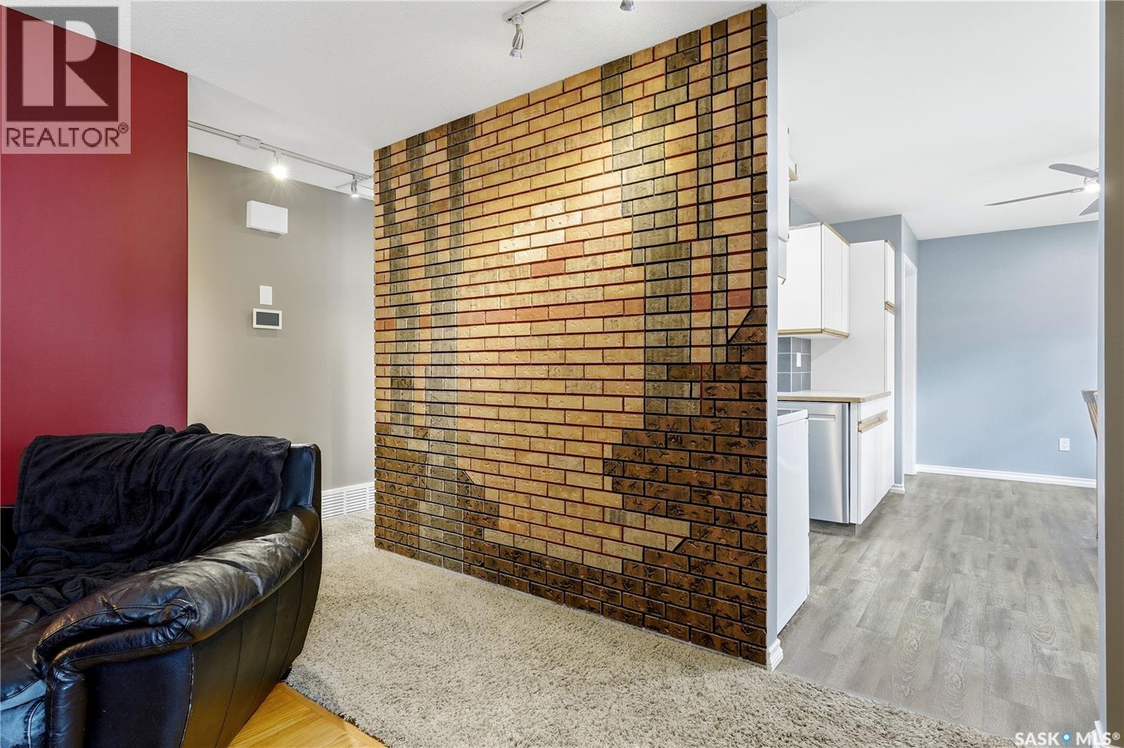 2704 5th AVENUE N, Regina — photo 10