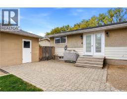 2704 5th Avenue N, Regina, SK S4R0S7 Photo 38