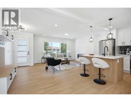 451 Arlington Drive SE - photo 4