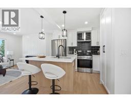 451 Arlington Drive SE - photo 14