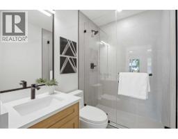 451 Arlington Drive SE - photo 26