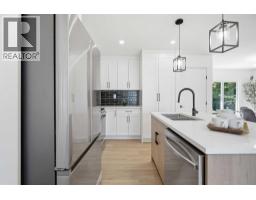 451 Arlington Drive SE - photo 16