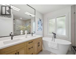 451 Arlington Drive SE - photo 22