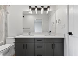 2937 Coughlan Gr Sw, Edmonton, AB T6W3X6 Photo 14