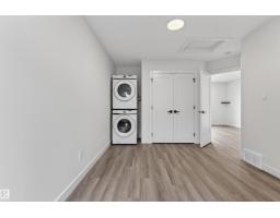 2937 Coughlan Gr Sw, Edmonton, AB T6W3X6 Photo 39