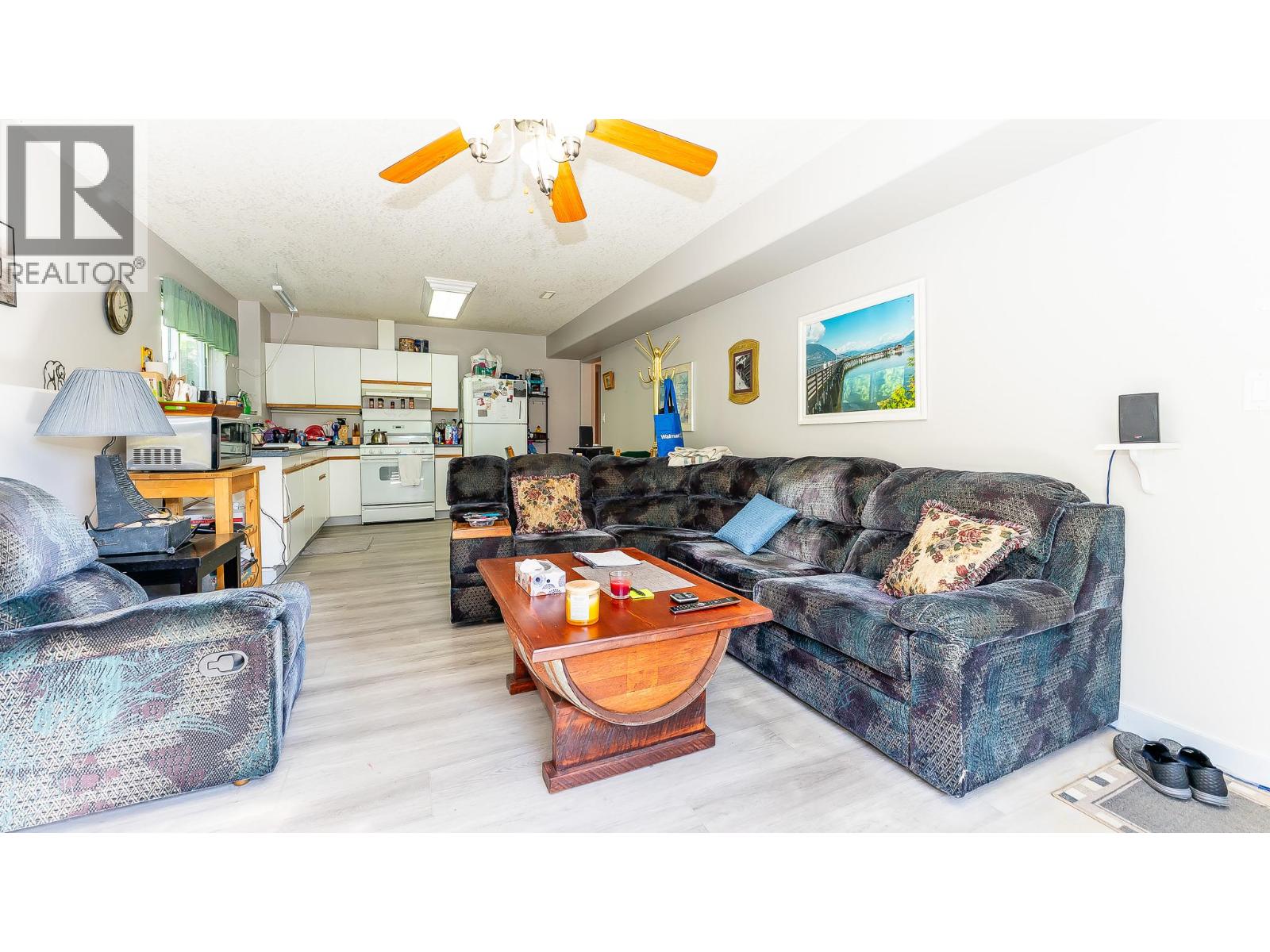 1291 49 Avenue NE - Image 13