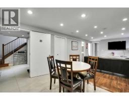 1115 Marcombe Crescent NE - photo 32