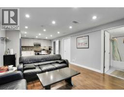 1115 Marcombe Crescent NE - photo 35
