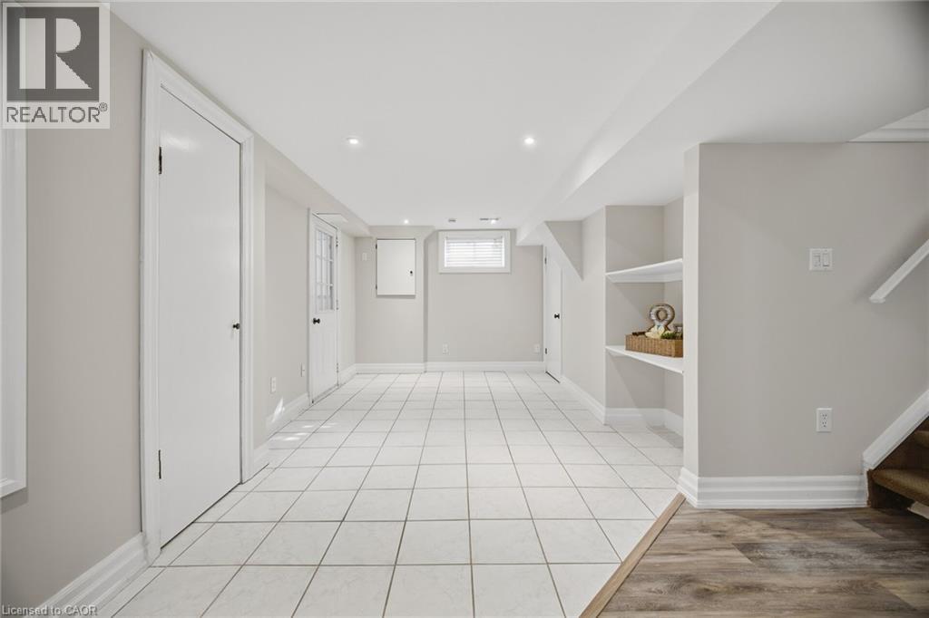 18 DELSEY Street - 36