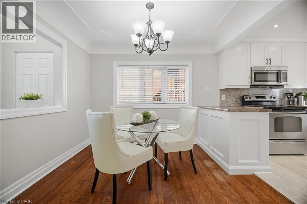 18 DELSEY Street - 12