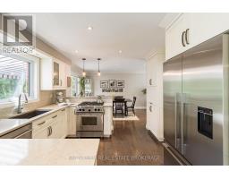 Family room - 13 Kidd's Lane, Innisfil, ON L0L1L0 Photo 6