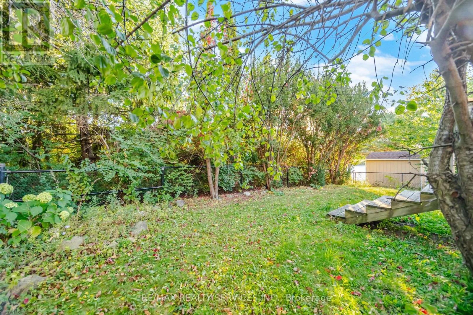 4 Leeward Drive, Brampton, ON photo 39