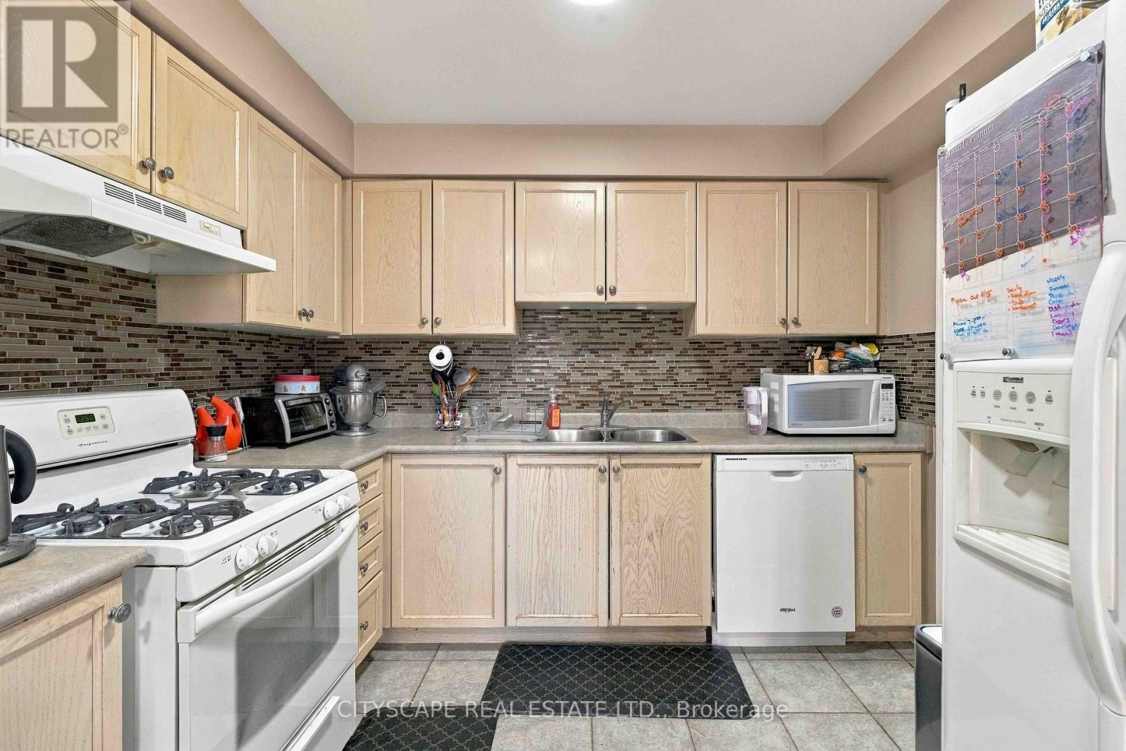 147- 6399 Spinnaker Circle, Mississauga, ON photo 14