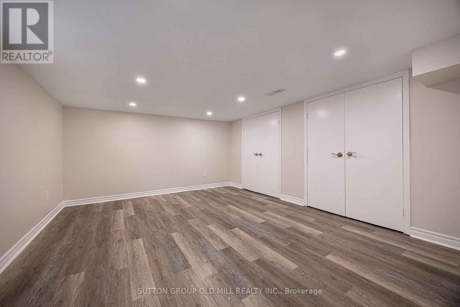 28 Holwood Avenue, Toronto, ON photo 10