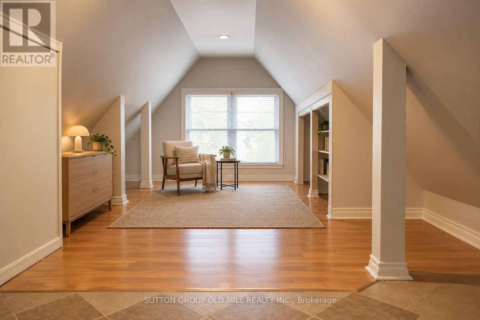 28 Holwood Avenue, Toronto, ON photo 15