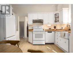 74 Edwin Avenue, Toronto, ON M6P3Z6 Photo 12