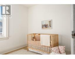 74 Edwin Avenue, Toronto, ON M6P3Z6 Photo 20