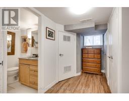 74 Edwin Avenue, Toronto, ON M6P3Z6 Photo 32