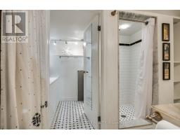 74 Edwin Avenue, Toronto, ON M6P3Z6 Photo 37