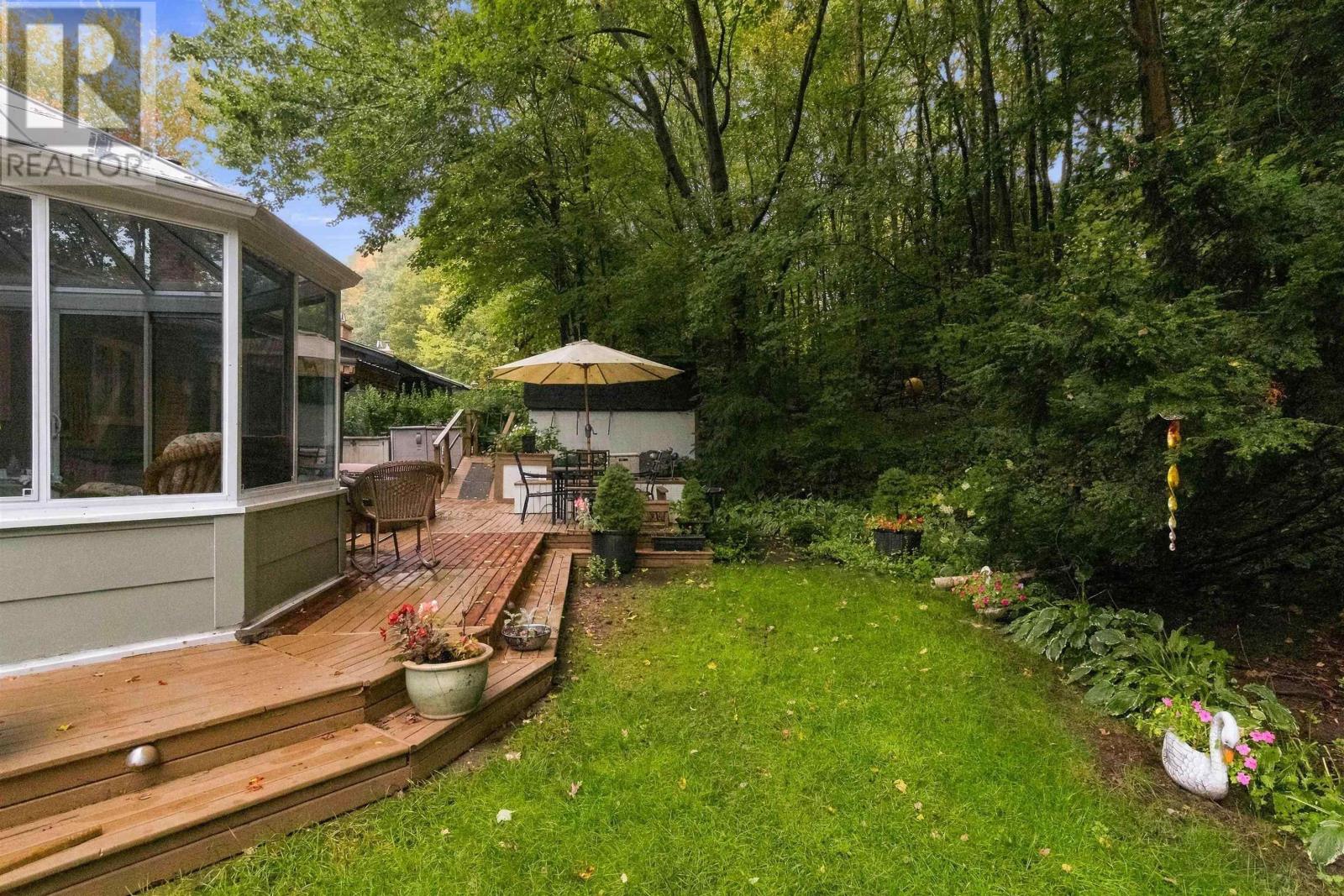 9 Evans Court - Image 38