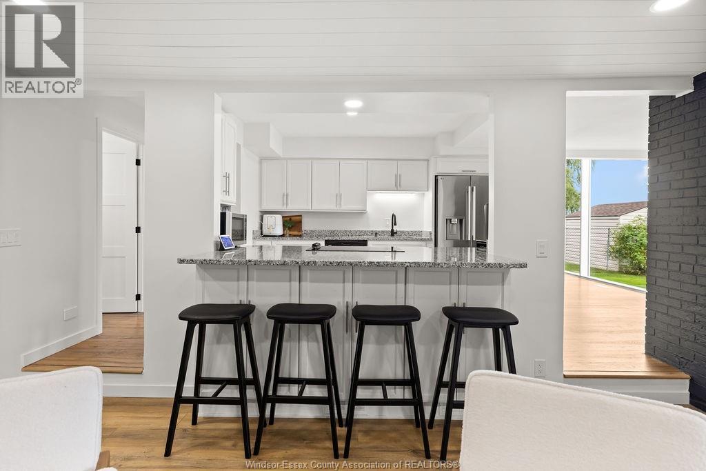 8678 RIVERSIDE DRIVE - 18