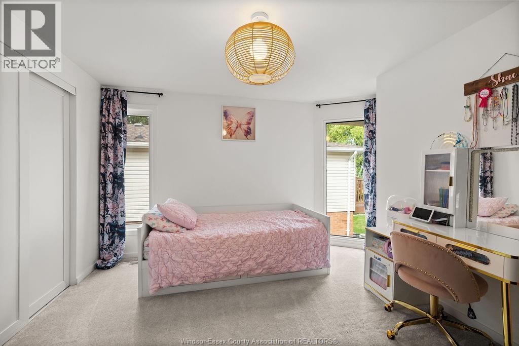 8678 RIVERSIDE DRIVE - Image 23