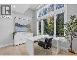 4324 Glencanyon Drive, North Vancouver, BC V7N4B3 Photo 15