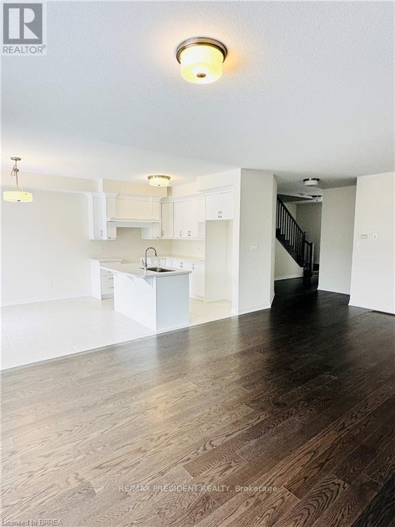 31 STOKES ROAD - 8