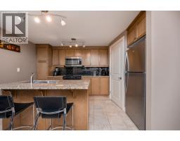 1005, 910 5 Avenue SW - photo 5