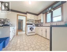 2041 Abbott Street, Kelowna, BC V1Y1C4 Photo 23