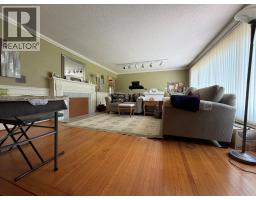 2041 Abbott Street, Kelowna, BC V1Y1C4 Photo 18