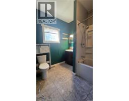 628 Walsh Avenue, Oxbow, SK S0C2B0 Photo 13