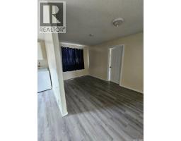 Living room - 1292 106th Street, North Battleford, SK S9A1X2 Photo 10