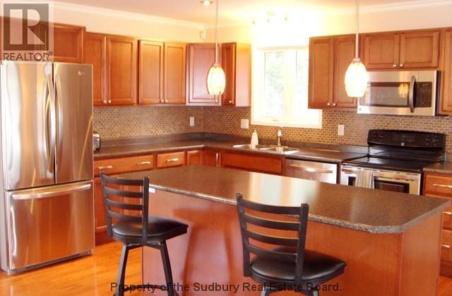 2460 EMILY Street - 2